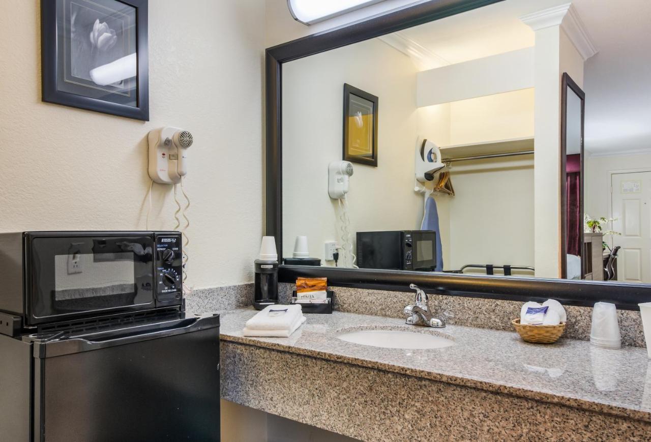 Americas Best Value Inn Columbus Zewnętrze zdjęcie